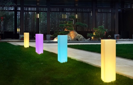 Светильник Колонна 45х110  питание от АКБ, RGB Светильник Колонна 45х110  питание от АКБ, RGB